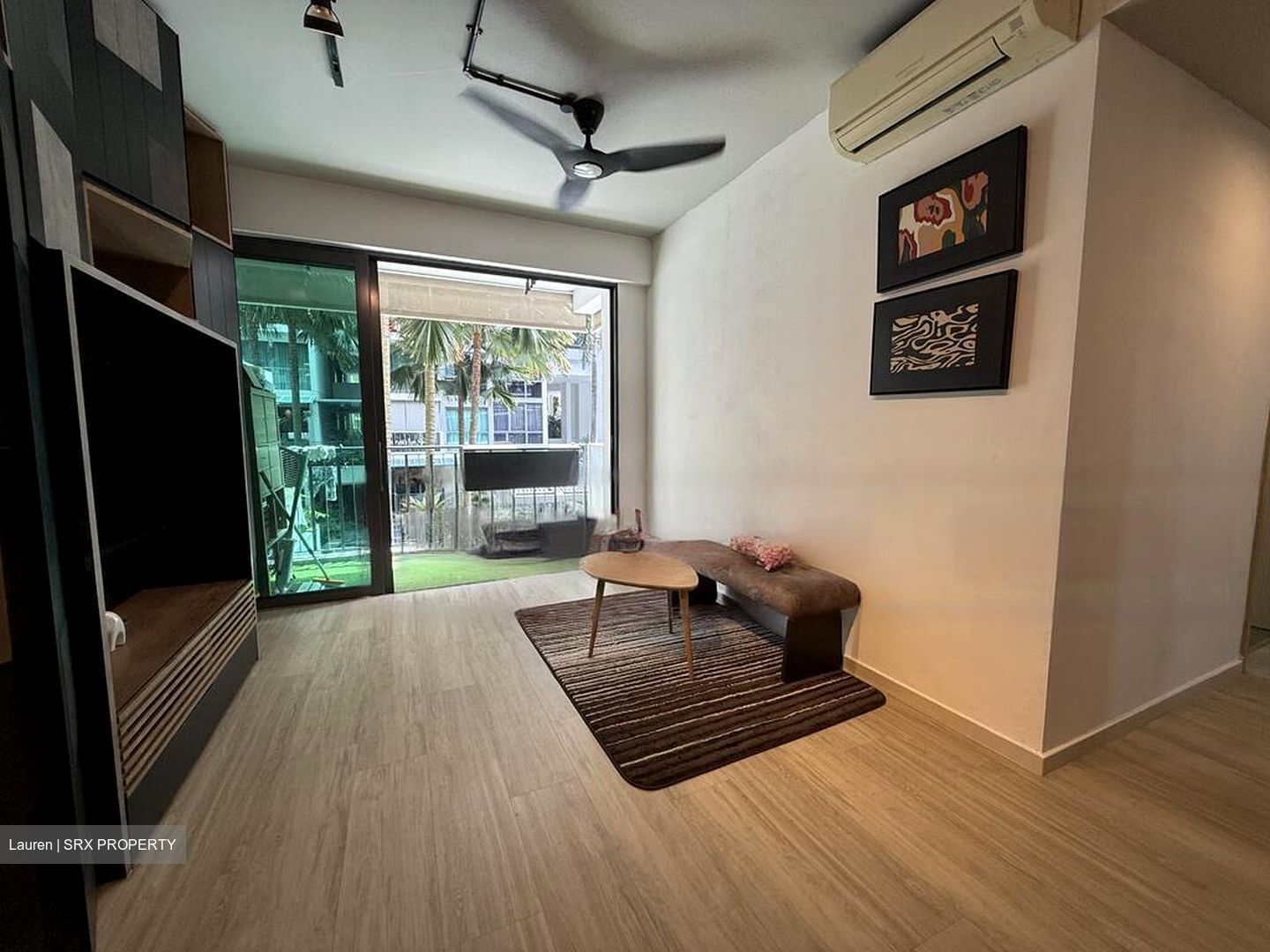 Esparina Residences (D19), Condominium #549923711